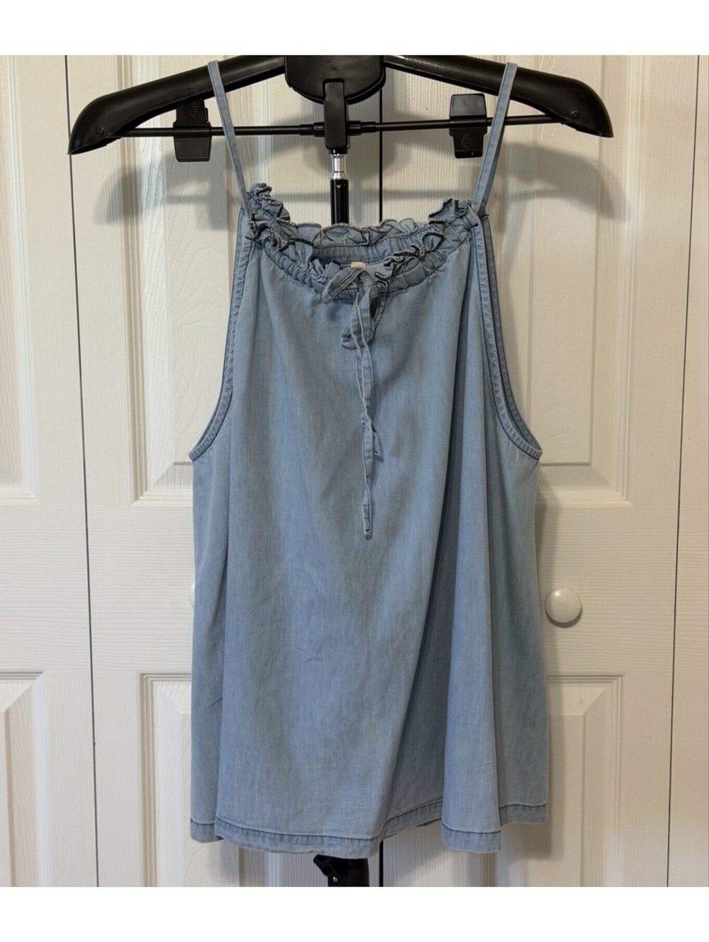 Roper Tank Top Womens XL Blue Chambray Ruffle Neck Tie Sleeveless Camisole